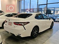 تۆیۆتا کامری